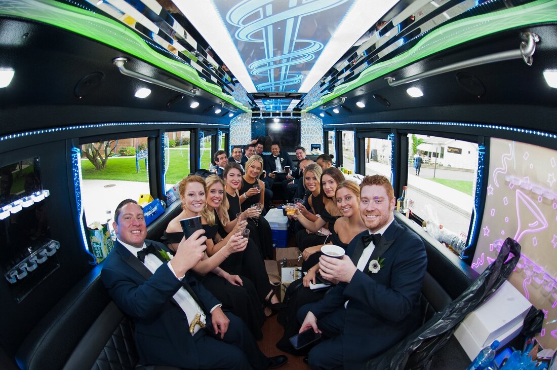 wedding party bus rentals in st charles mo